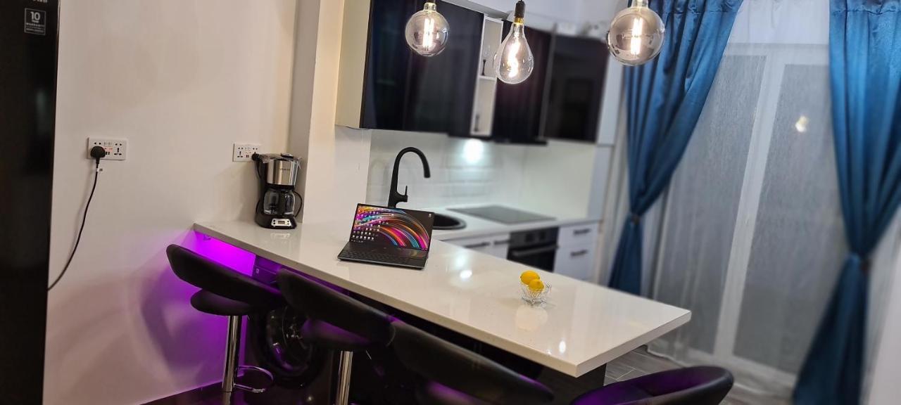D3 Asp - Vivo Mall Floresti  Ngoại thất bức ảnh